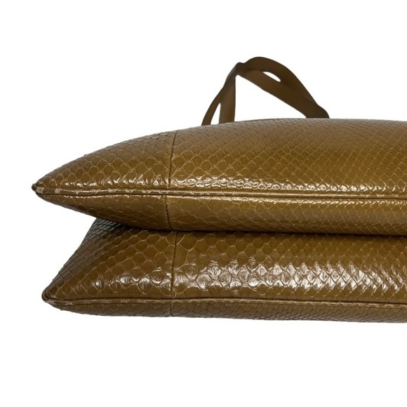 GUCCI ARLI PYTHON TOP HANDLE BAG W/ DUST BAG - Picture 8 of 14